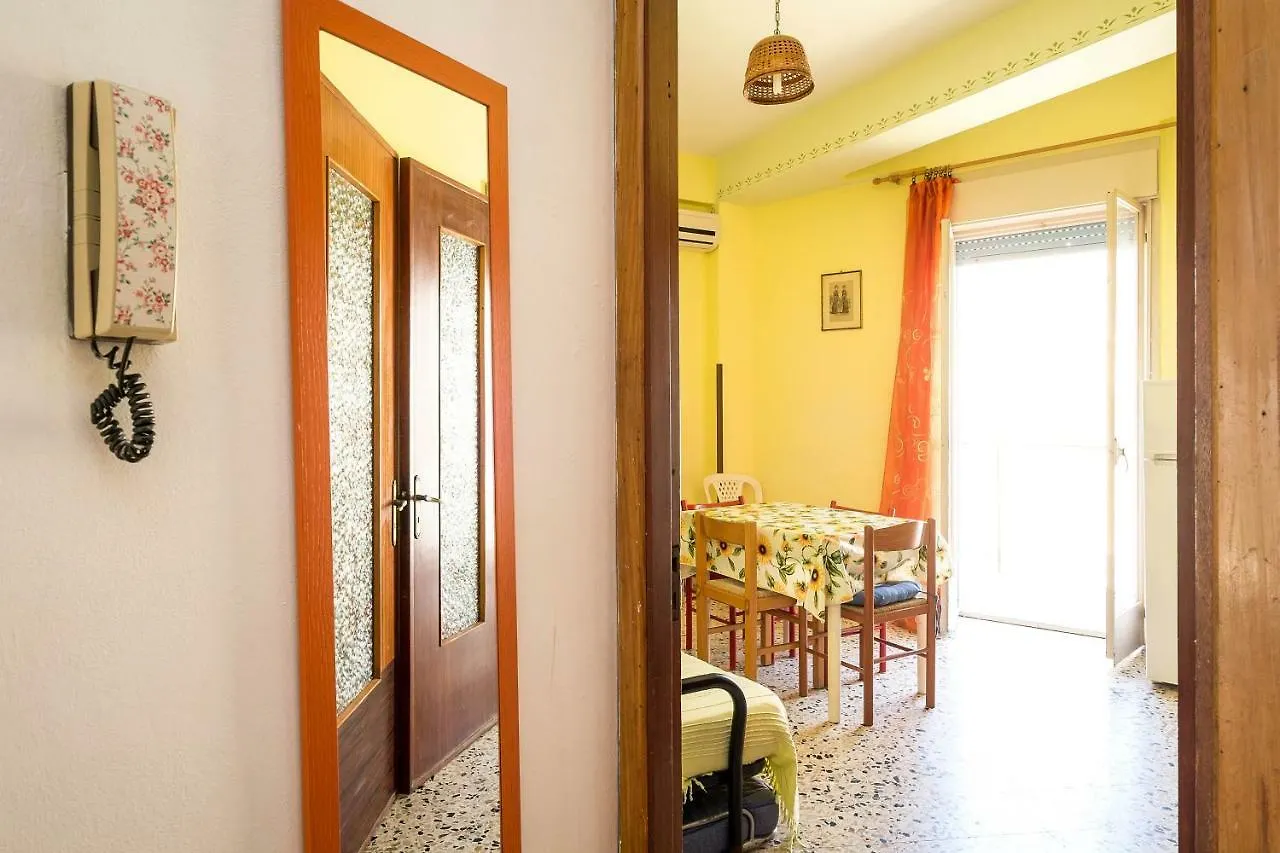 Holiday home Apartments Cavour Cefalu